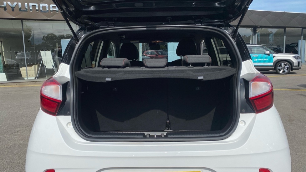 Hyundai I10 N Line NJ73UAY White #4