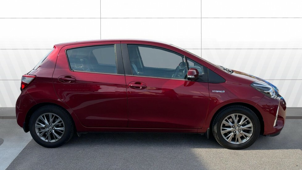Toyota Yaris Icon FL20DPO Red #5