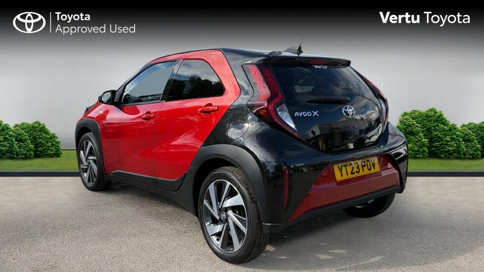 Toyota Aygo X Edge Red #4