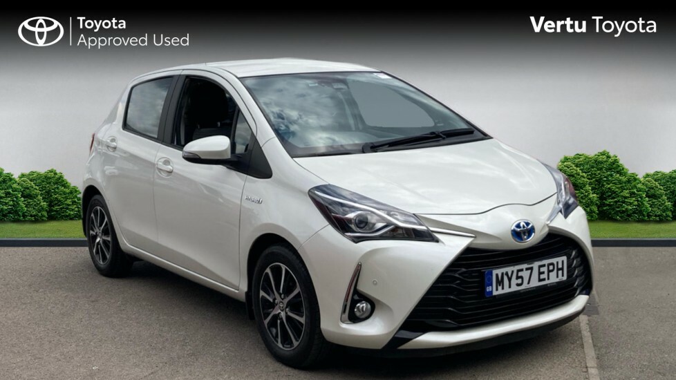 Toyota Yaris Icon Tech