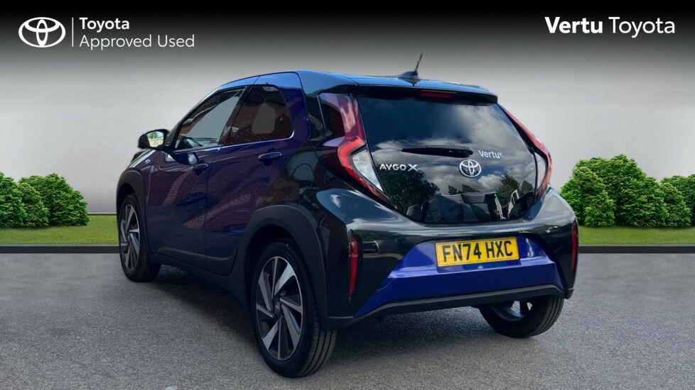 Toyota Aygo X Edge Blue #4