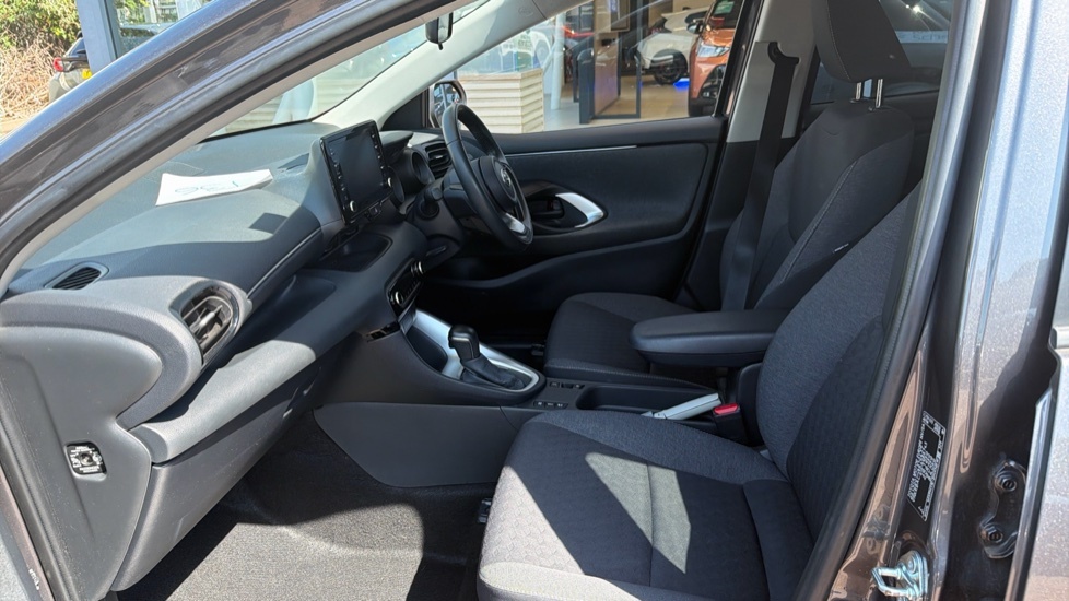 Toyota Yaris Design Grey #5