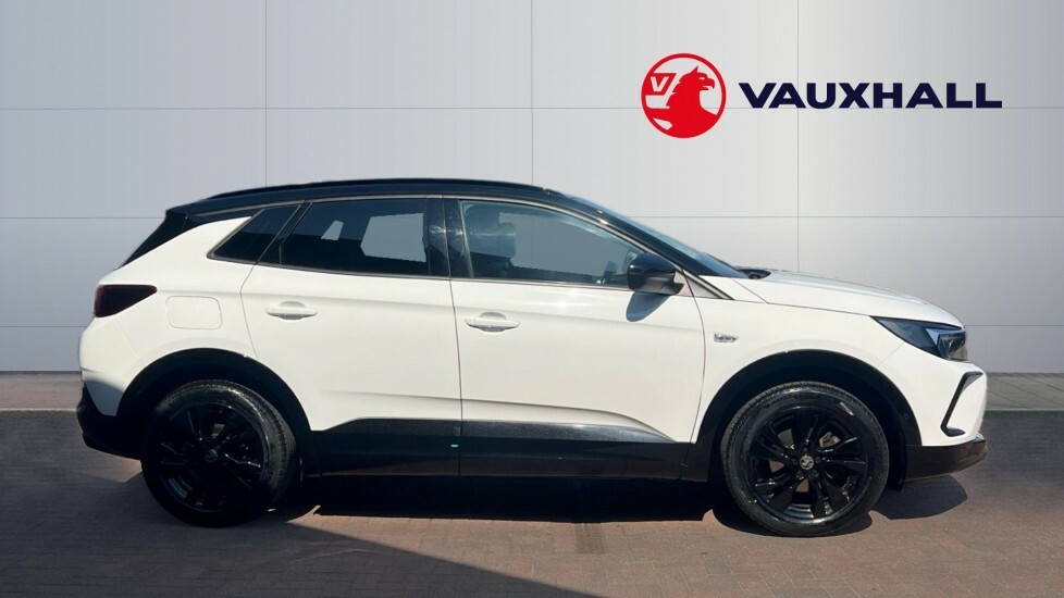 Vauxhall Grandland Gs FY23ZCT White #5