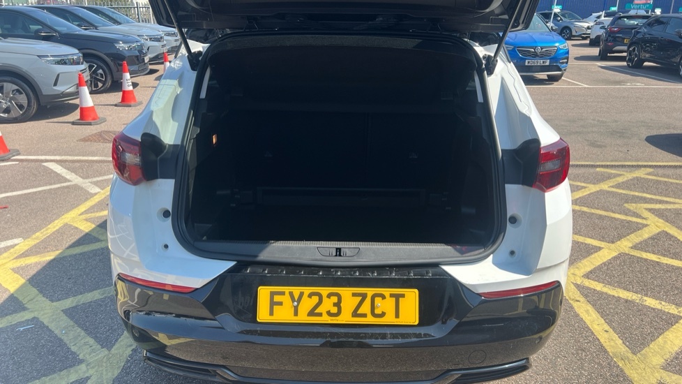 Vauxhall Grandland Gs FY23ZCT White #4