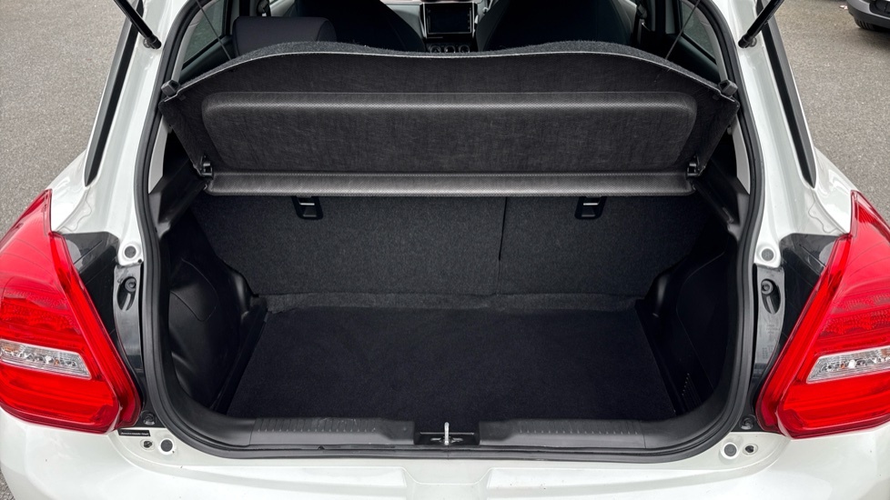Suzuki Swift Sport White #4