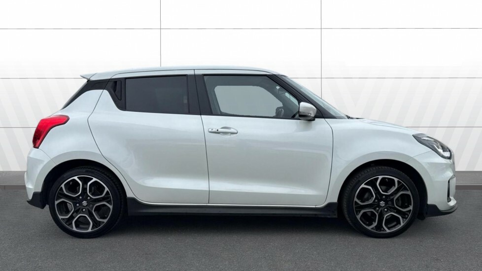 Suzuki Swift Sport White #5