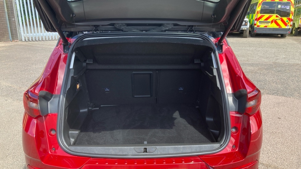 Vauxhall Grandland Ultimate Red #4