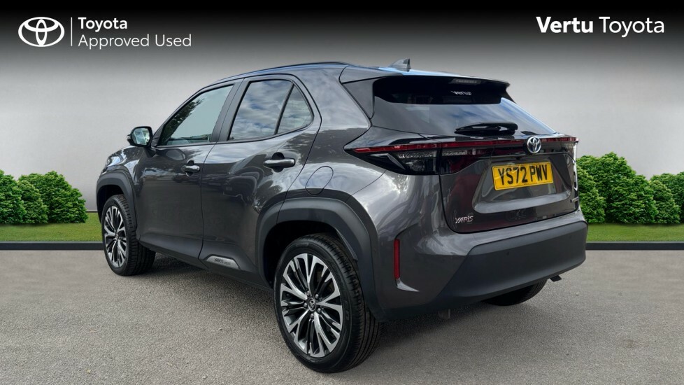 Toyota Yaris Cross Excel Grey #4