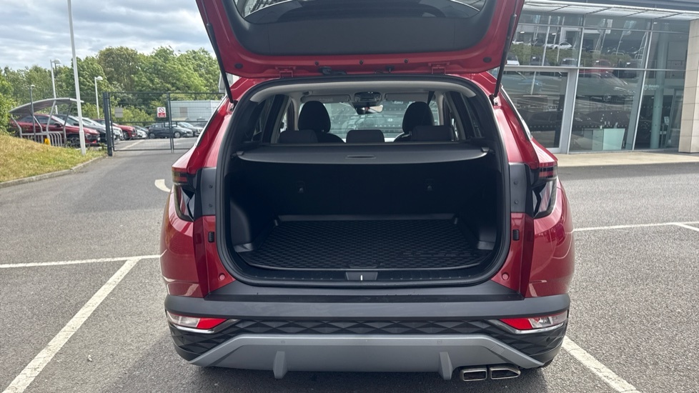 Hyundai Tucson Premium Red #4