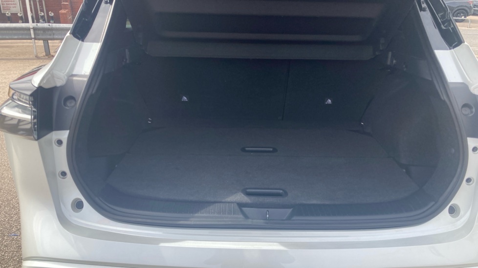 Nissan Qashqai N-design OE74UZK White #4