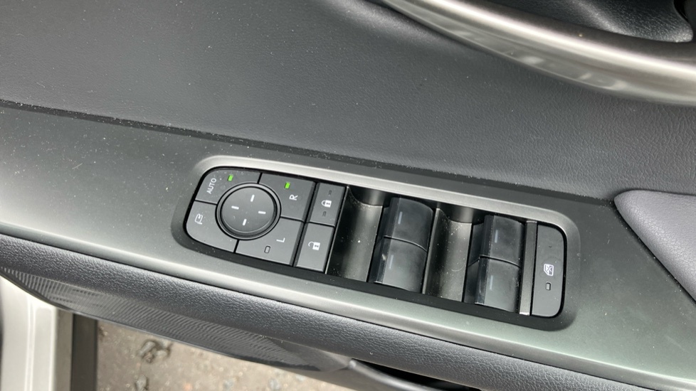 Lexus UX 300H 2.0 Takumi Cvt #28