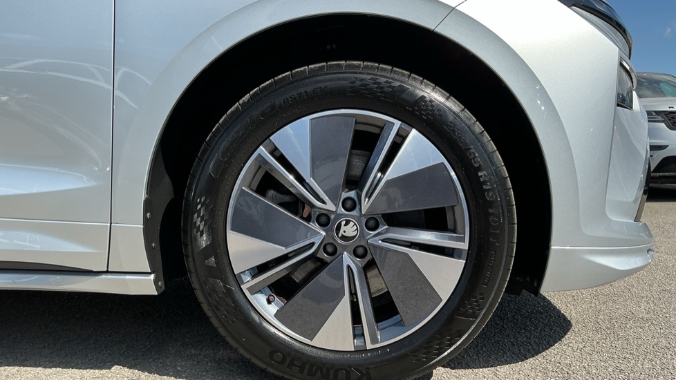 Skoda ENYAQ Edition Silver #5