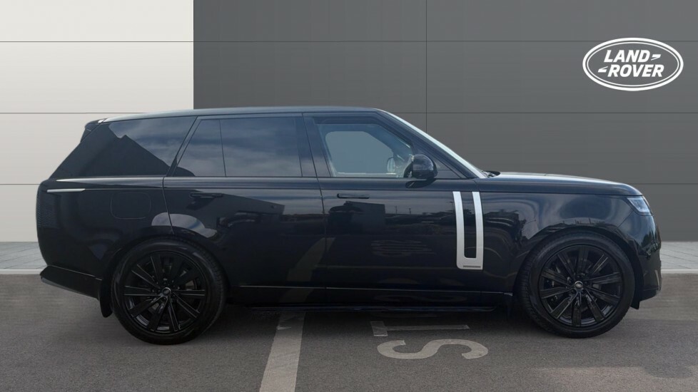 Land Rover Range Rover Autobiography Black #5