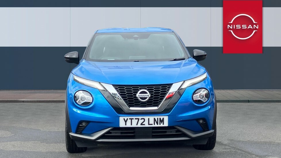 Nissan Juke Tekna Blue #3