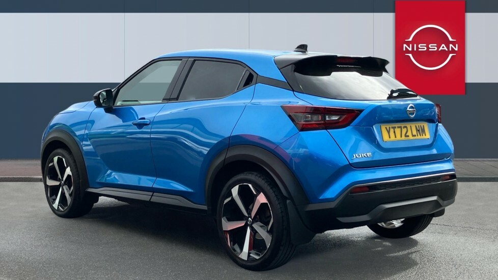Nissan Juke Tekna Blue #2