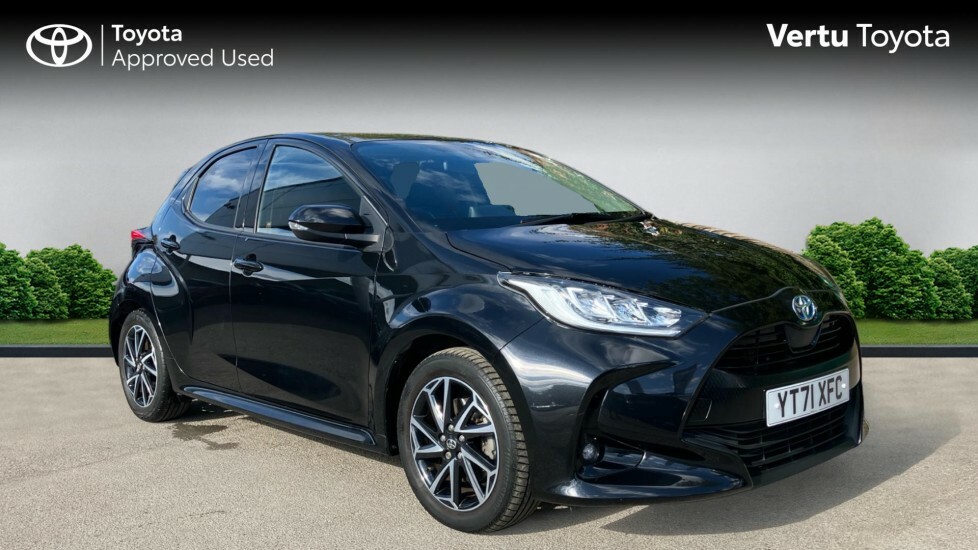 Toyota Yaris Design Black