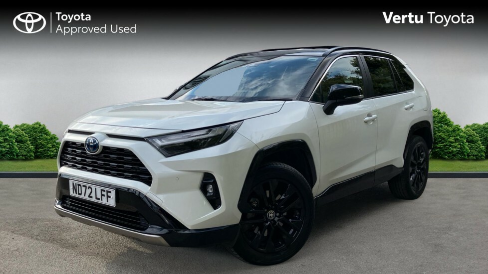 Toyota Rav 4 Dynamic White #3