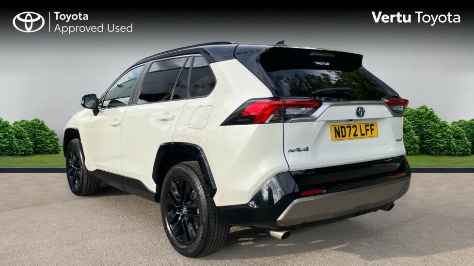 Toyota Rav 4 Dynamic White #4