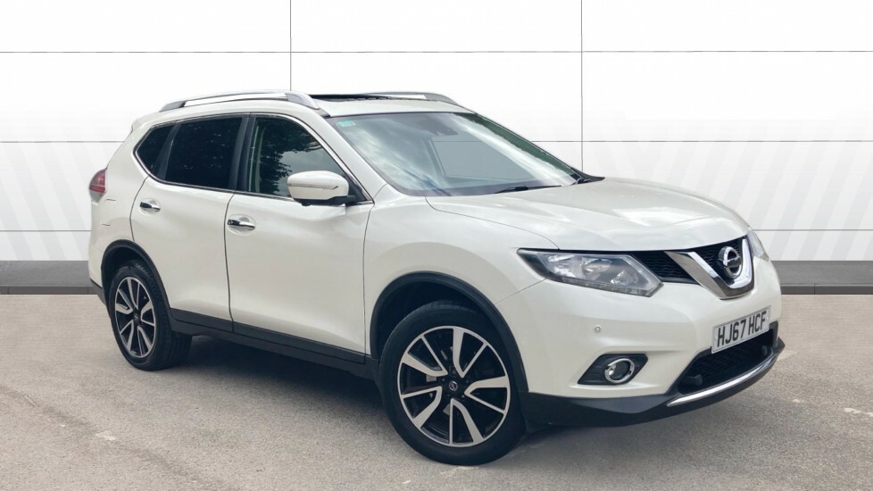 Nissan X-Trail N-vision White
