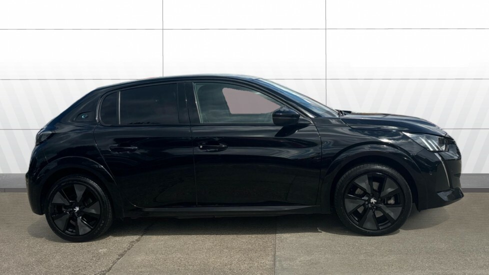 Peugeot e-208 Gt Black #5