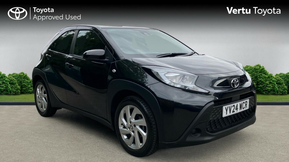Toyota Aygo X Pure Black