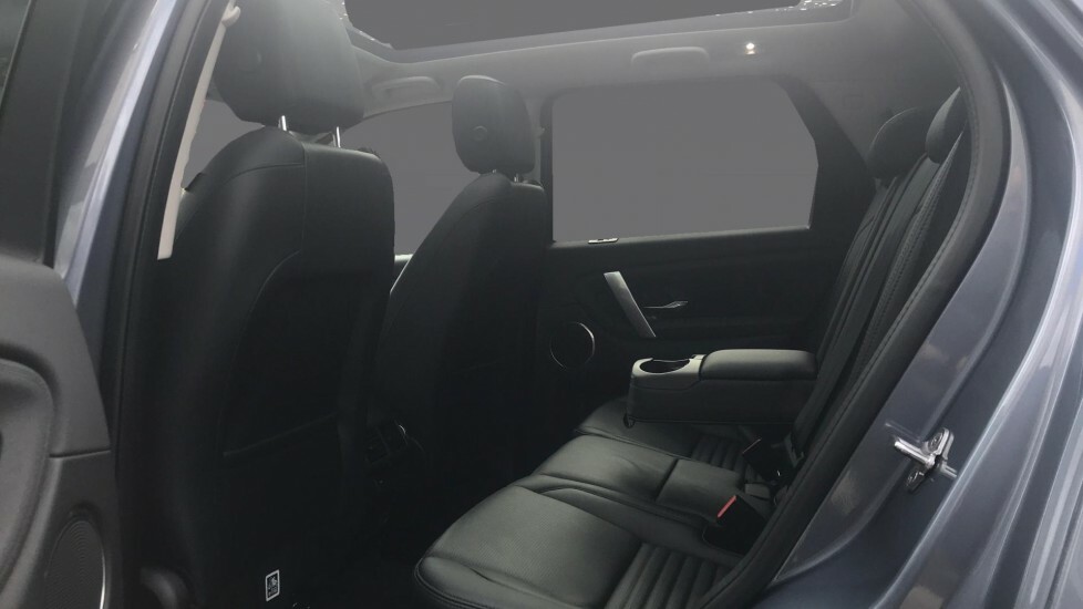 Land Rover Discovery Sport Se Blue #4