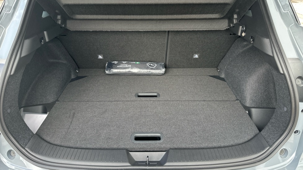 Nissan Qashqai Tekna Grey #4