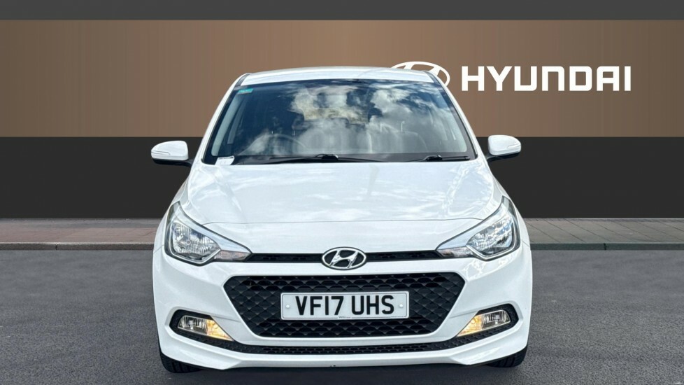Hyundai I20 Se White #3
