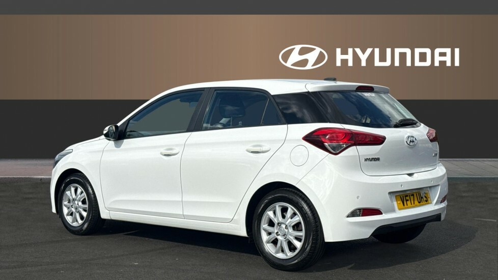 Hyundai I20 Se White #2