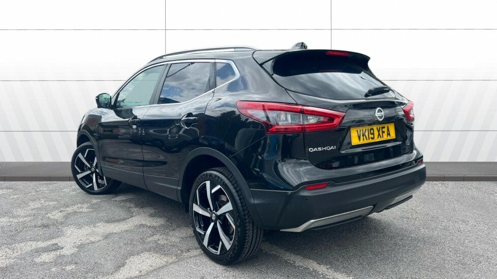 Nissan Qashqai Tekna Black #2