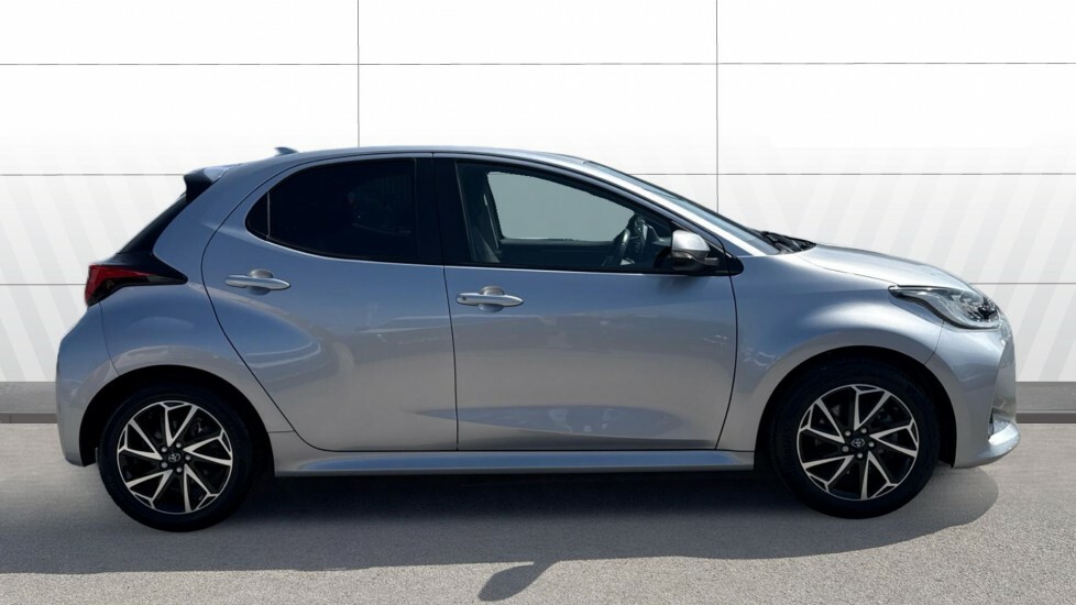 Toyota Yaris Design Silver #5