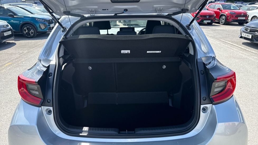 Toyota Yaris Design Silver #4