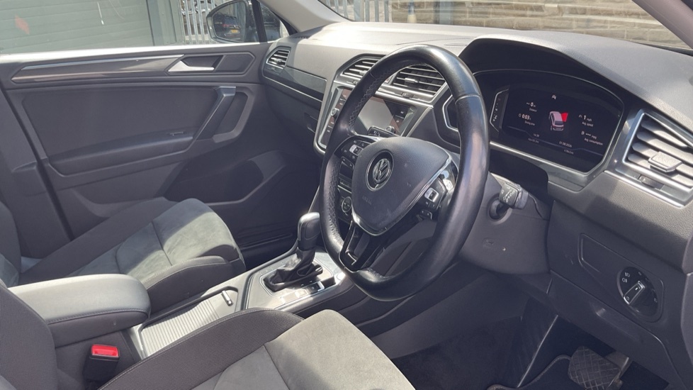 Volkswagen Tiguan Allspace Sel VE70JMV Black #6