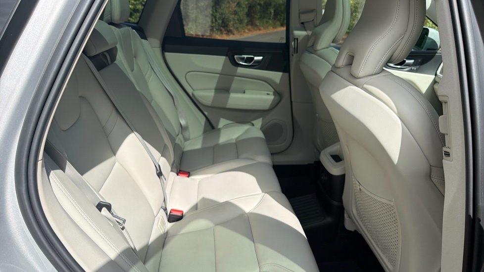 Volvo XC60 Inscription Silver #6