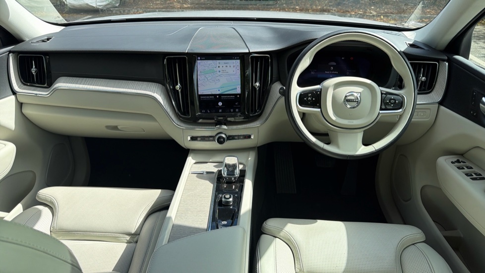 Volvo XC60 Inscription Silver #5