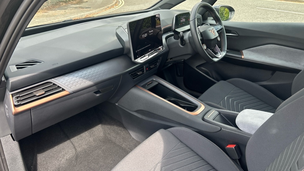 Cupra Born V2 Black #2