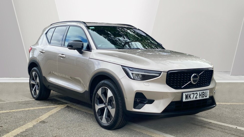 Volvo XC40 Ultimate Gold