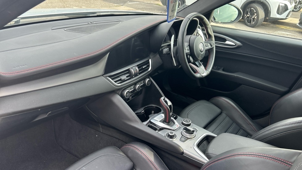 Alfa Romeo Giulia 2.0T Sprint Euro 6 Ss Blue #9