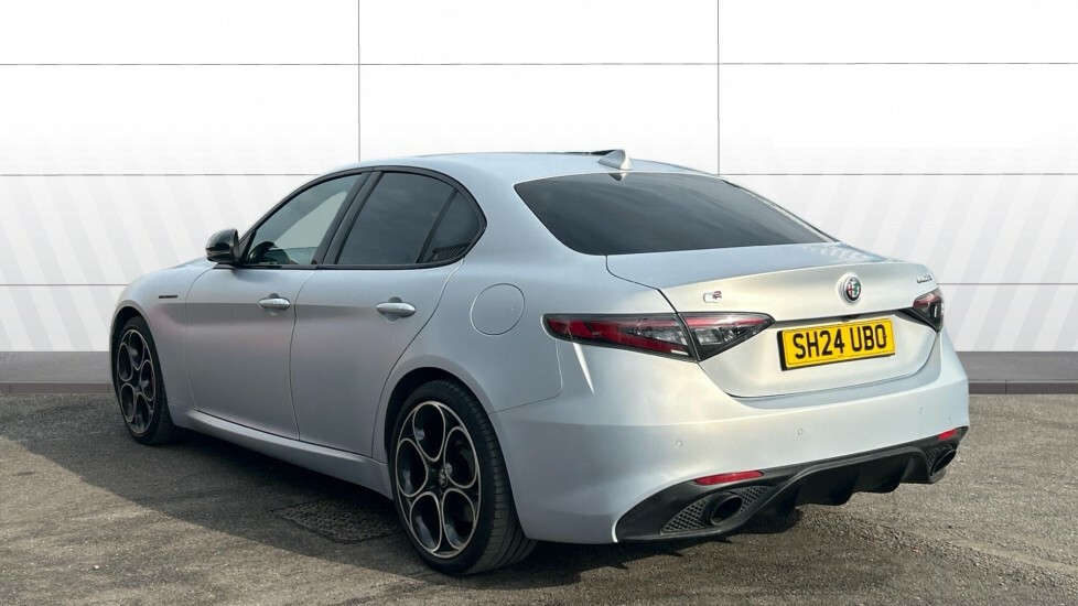 Alfa Romeo Giulia Competizione Grey #2