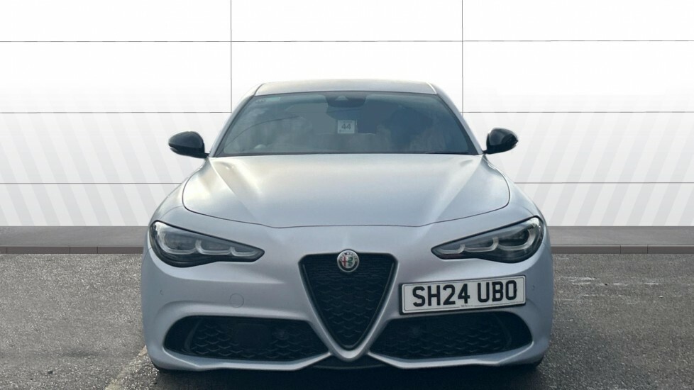 Alfa Romeo Giulia Competizione Grey #3