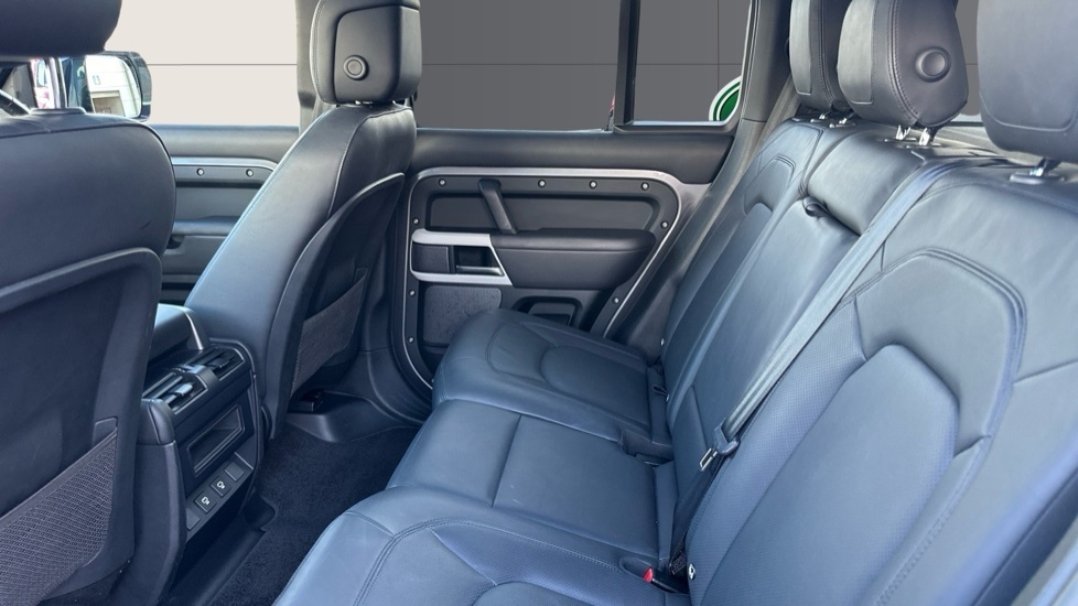 Land Rover Defender 110 Hse Grey #4