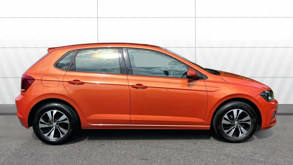 Volkswagen Polo Se Orange #5
