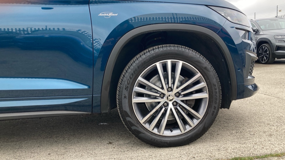 Skoda Kodiaq Laurin Klement YB71UWU Blue #5