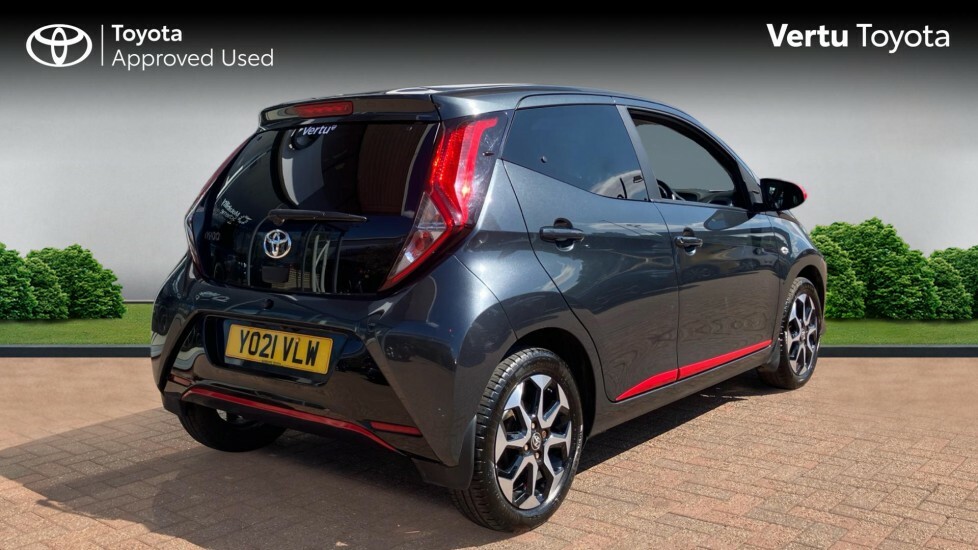 Toyota Aygo X X-trend Grey #2