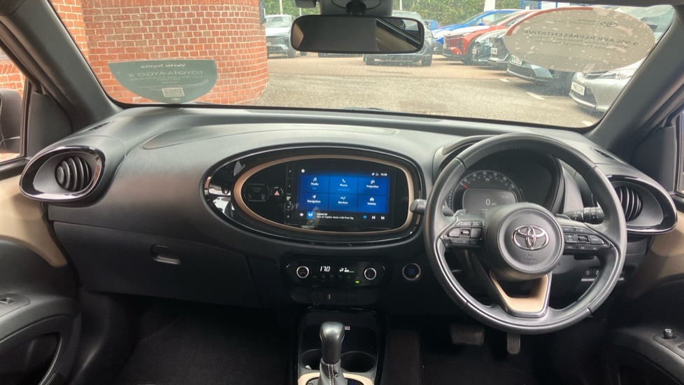 Toyota Aygo X Exclusive Beige #6