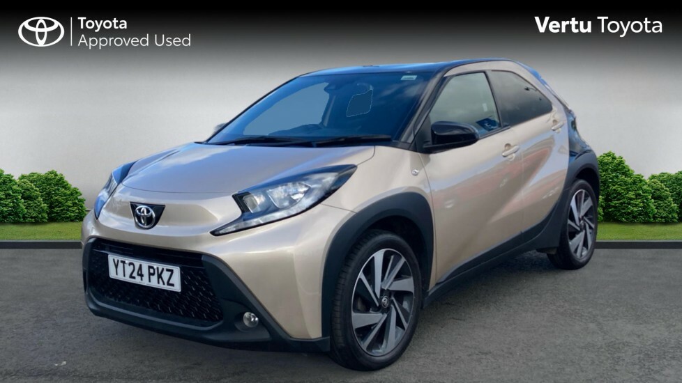 Toyota Aygo X Edge Gold #3