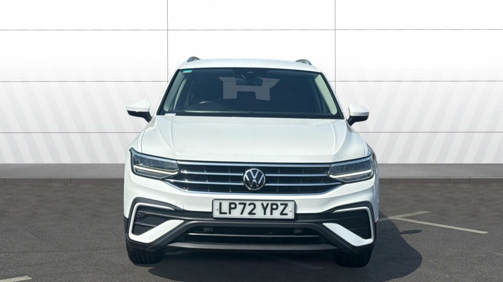 Volkswagen Tiguan Allspace Life White #3