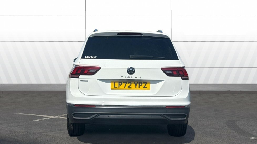 Volkswagen Tiguan Allspace Life White #6