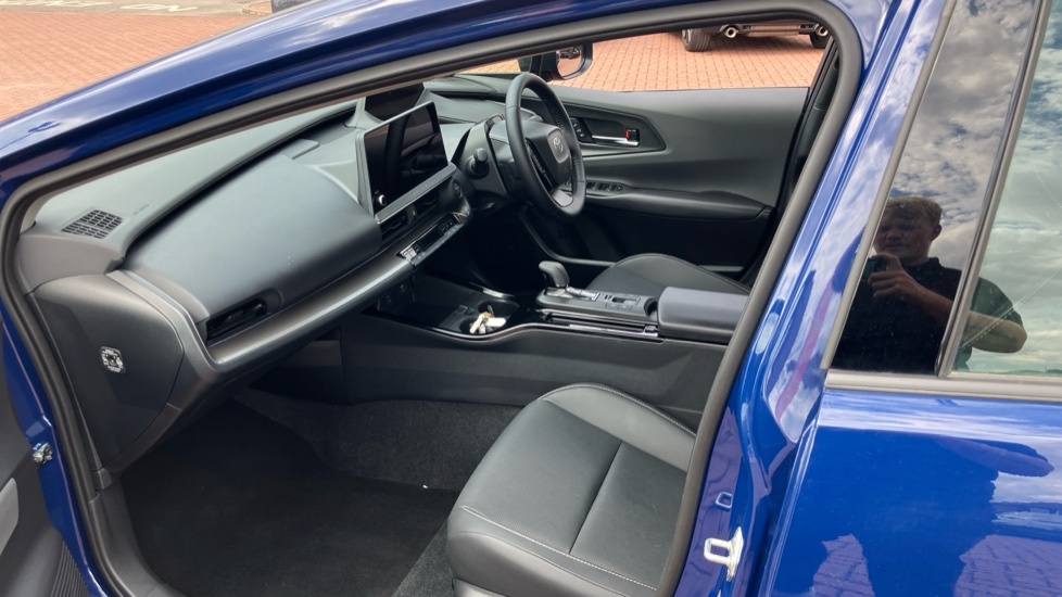 Toyota Prius Excel Blue #4