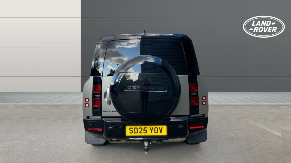 Land Rover Defender 130 X-dynamic Hse Silver #6